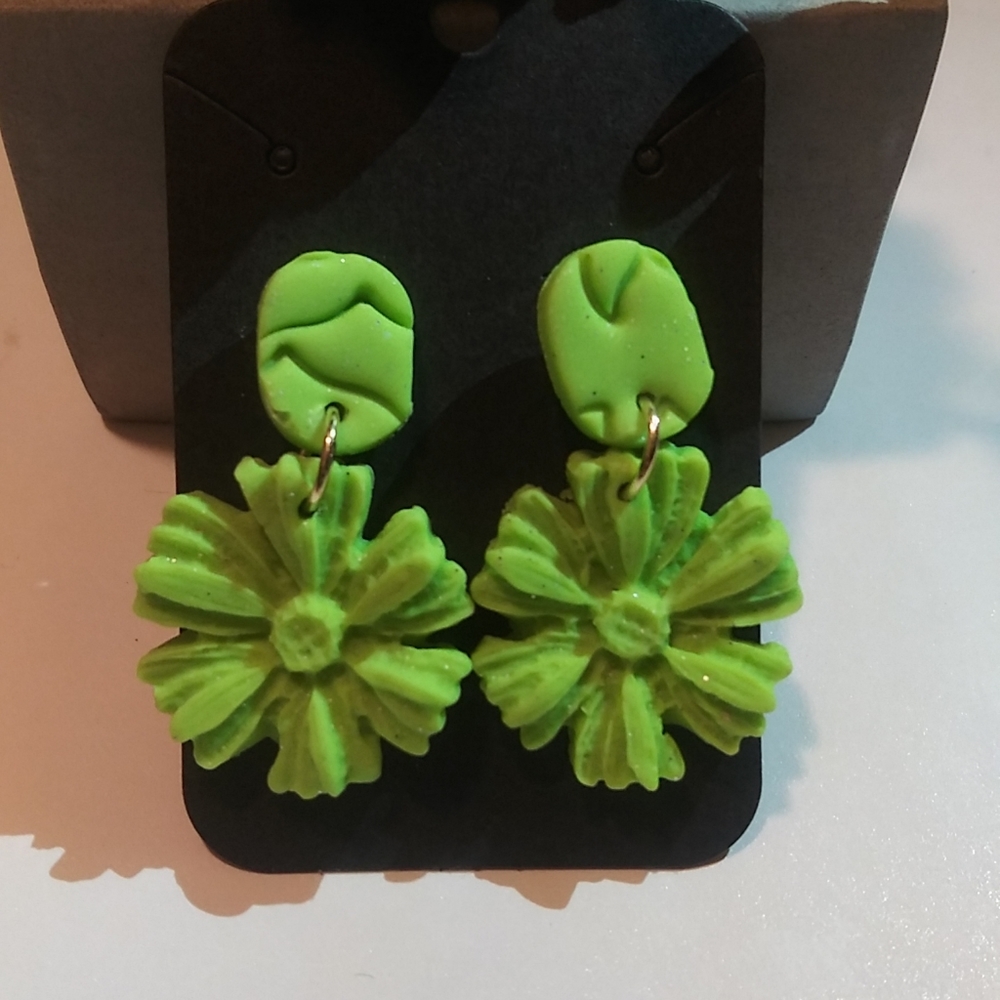 Earings